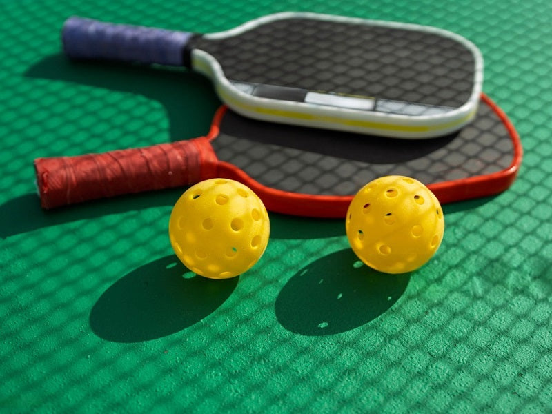 How to Choose the Perfect Pickleball Paddle for Your Skill Level