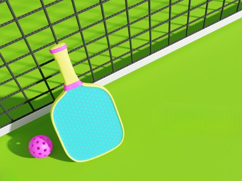 Thin vs. Thick Pickleball Paddles: Which One Should You Choose?