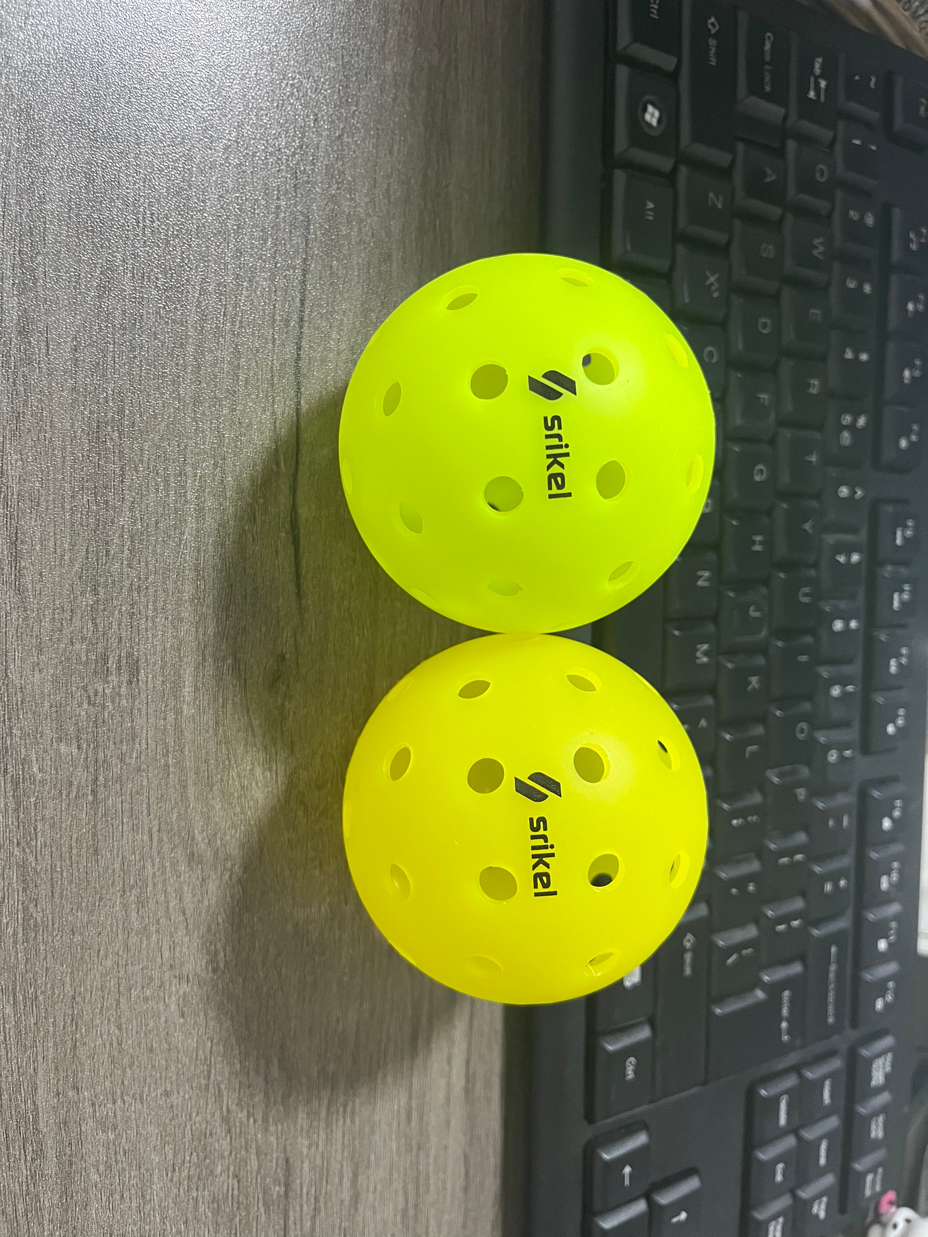 Best Outdoor and indoor Pickleball Balls